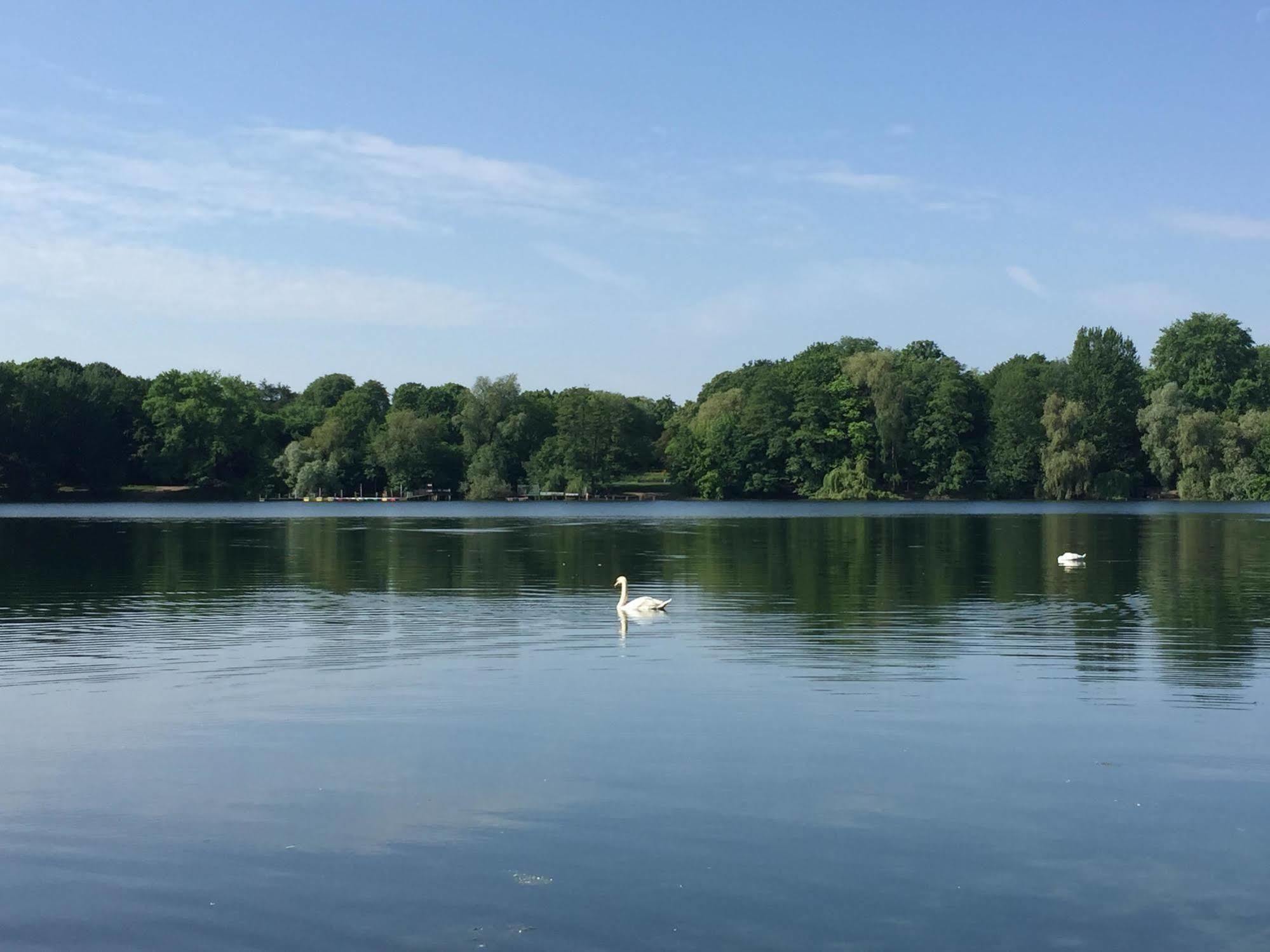 Living Hotel Weissensee Berlin Bagian luar foto