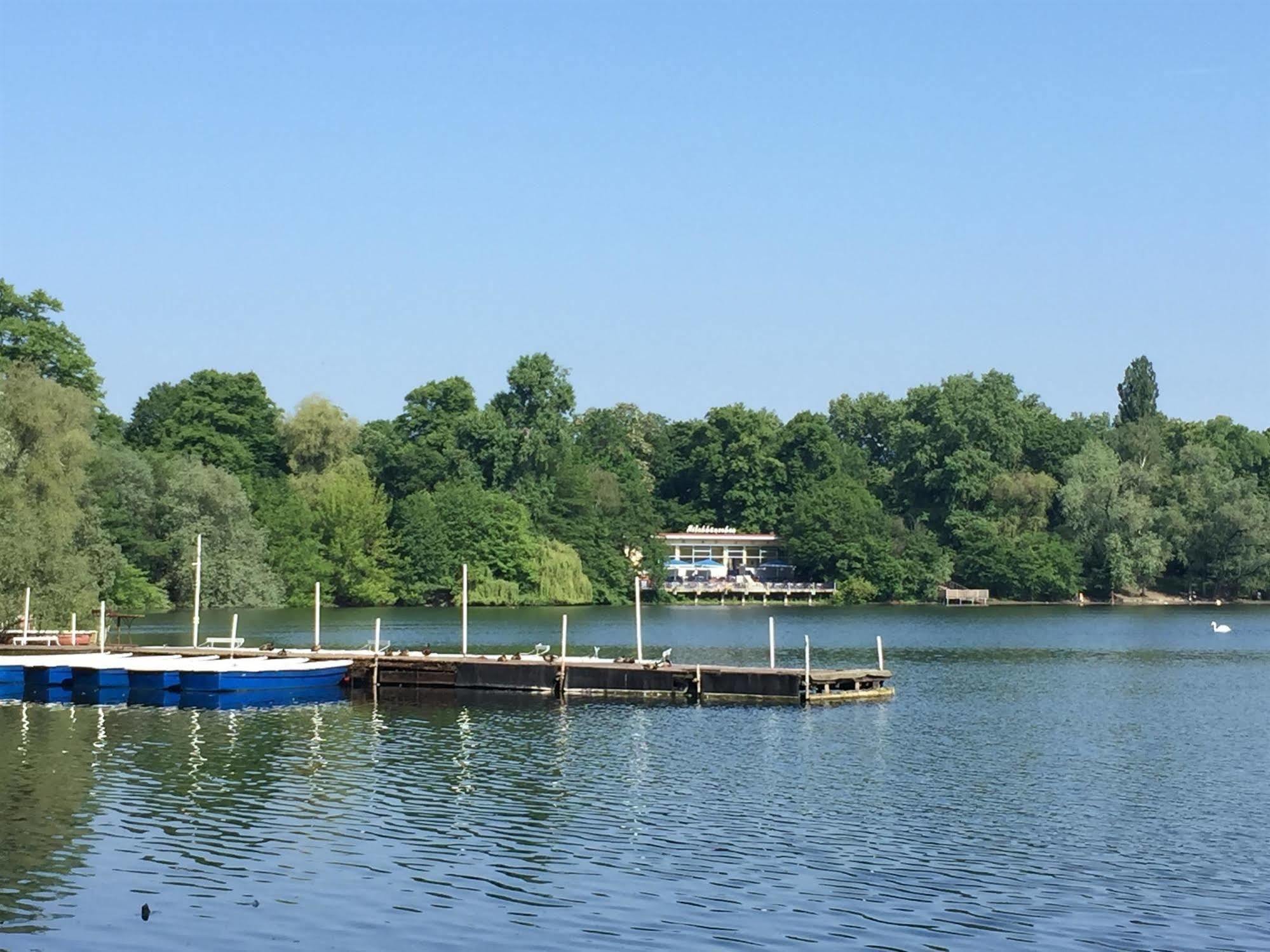 Living Hotel Weissensee Berlin Bagian luar foto